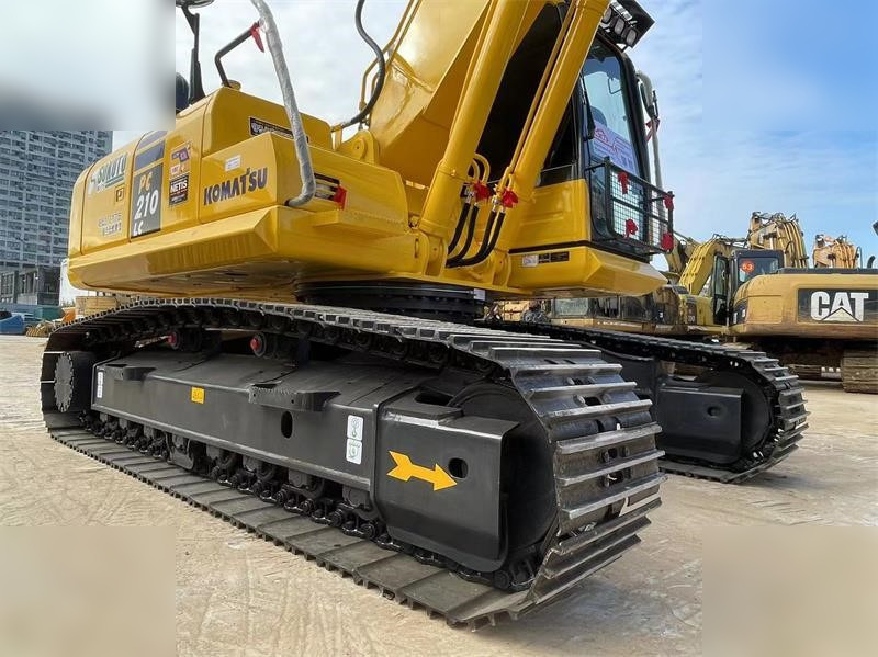 KOMATSU PC210 LC-8 - Paletli ekskavatör: fotoğraf 4 KOMATSU PC210 LC-8 - Paletli ekskavatör: fotoğraf 4