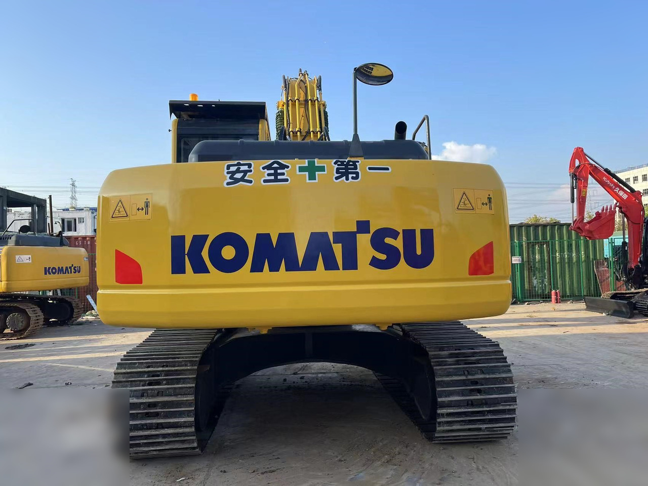 KOMATSU PC220-8 - Paletli ekskavatör: fotoğraf 3 KOMATSU PC220-8 - Paletli ekskavatör: fotoğraf 3