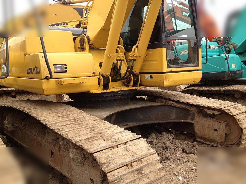 KOMATSU PC220-8 - Paletli ekskavatör: fotoğraf 4 KOMATSU PC220-8 - Paletli ekskavatör: fotoğraf 4