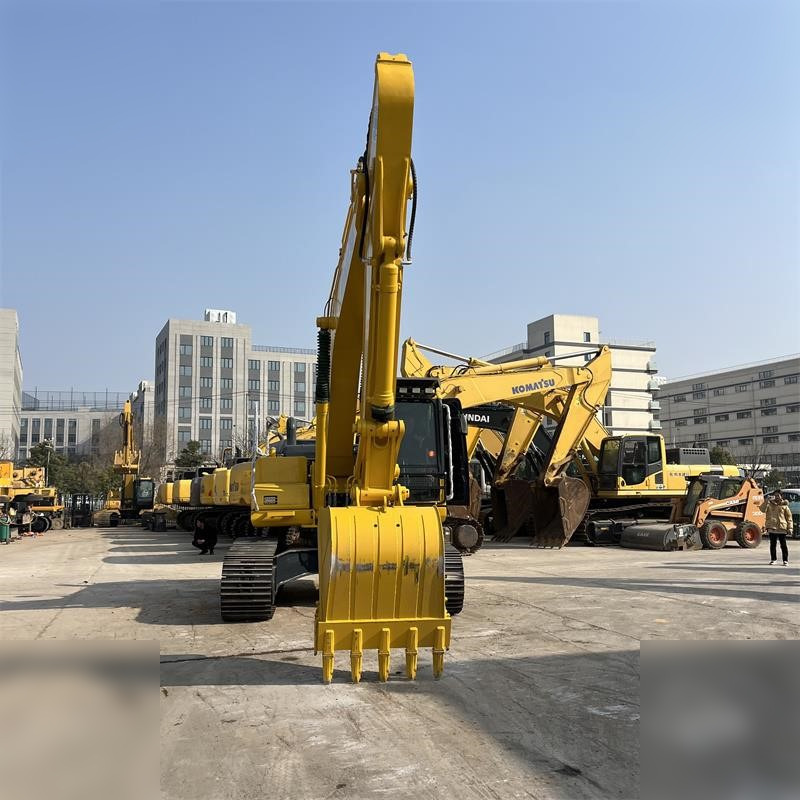 KOMATSU PC220-8 - Paletli ekskavatör: fotoğraf 5 KOMATSU PC220-8 - Paletli ekskavatör: fotoğraf 5