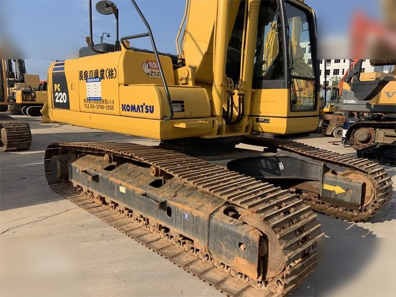 KOMATSU PC220-8N1 - Paletli ekskavatör: fotoğraf 5 KOMATSU PC220-8N1 - Paletli ekskavatör: fotoğraf 5
