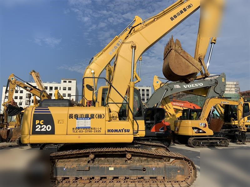 KOMATSU PC220-8N1 - Paletli ekskavatör: fotoğraf 4 KOMATSU PC220-8N1 - Paletli ekskavatör: fotoğraf 4