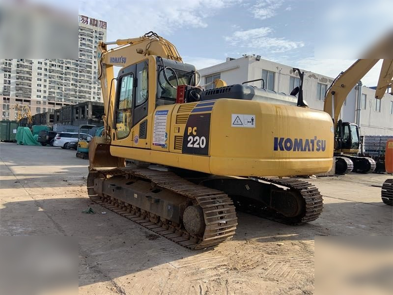 KOMATSU PC220-8N1 - Paletli ekskavatör: fotoğraf 2 KOMATSU PC220-8N1 - Paletli ekskavatör: fotoğraf 2