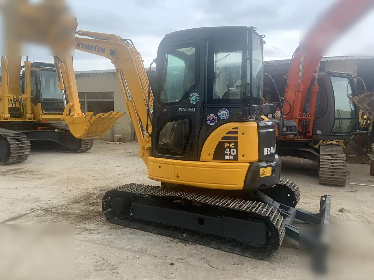 KOMATSU PC40MR-2 - Mini ekskavatör: fotoğraf 3 KOMATSU PC40MR-2 - Mini ekskavatör: fotoğraf 3