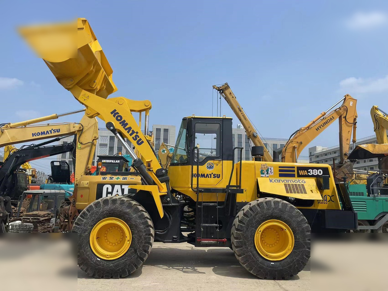 KOMATSU WA380-3 - Tekerlekli yükleyici: fotoğraf 1 KOMATSU WA380-3 - Tekerlekli yükleyici: fotoğraf 1