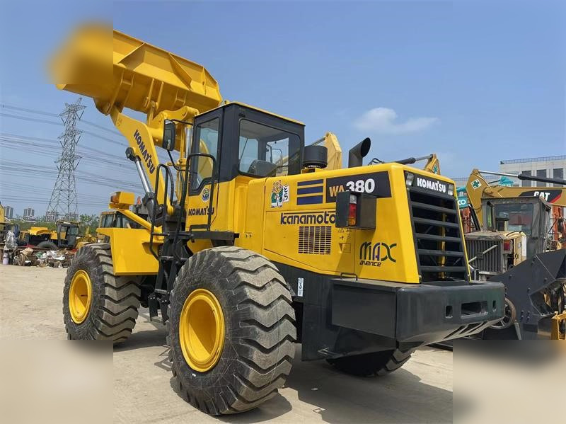 KOMATSU WA380-3 - Tekerlekli yükleyici: fotoğraf 3 KOMATSU WA380-3 - Tekerlekli yükleyici: fotoğraf 3