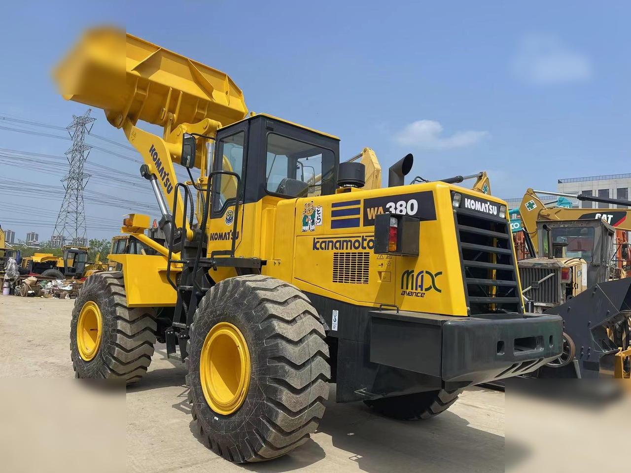 KOMATSU WA380-3 - Tekerlekli yükleyici: fotoğraf 3 KOMATSU WA380-3 - Tekerlekli yükleyici: fotoğraf 3