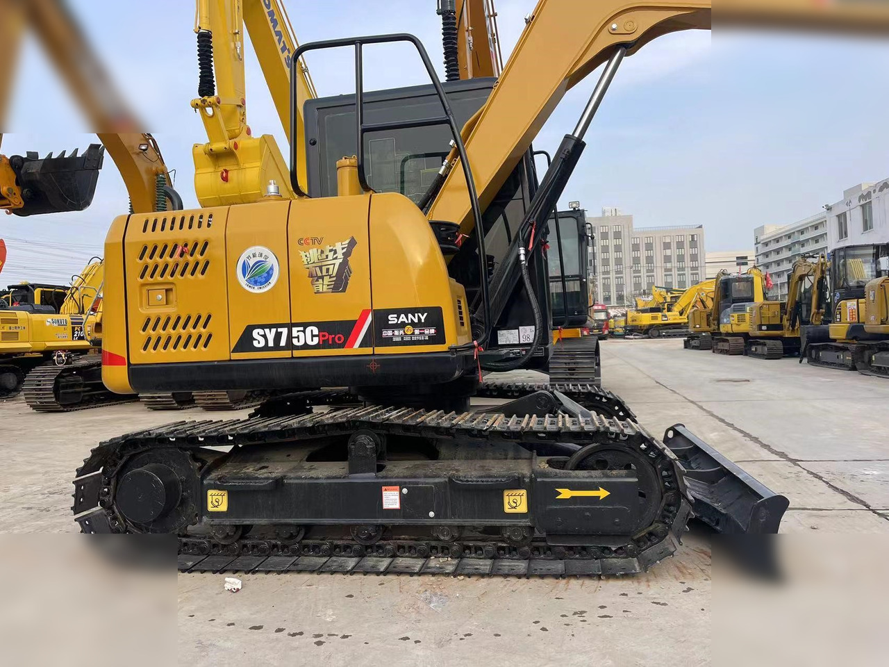 Paletli ekskavatör SANY SY75C: fotoğraf 6