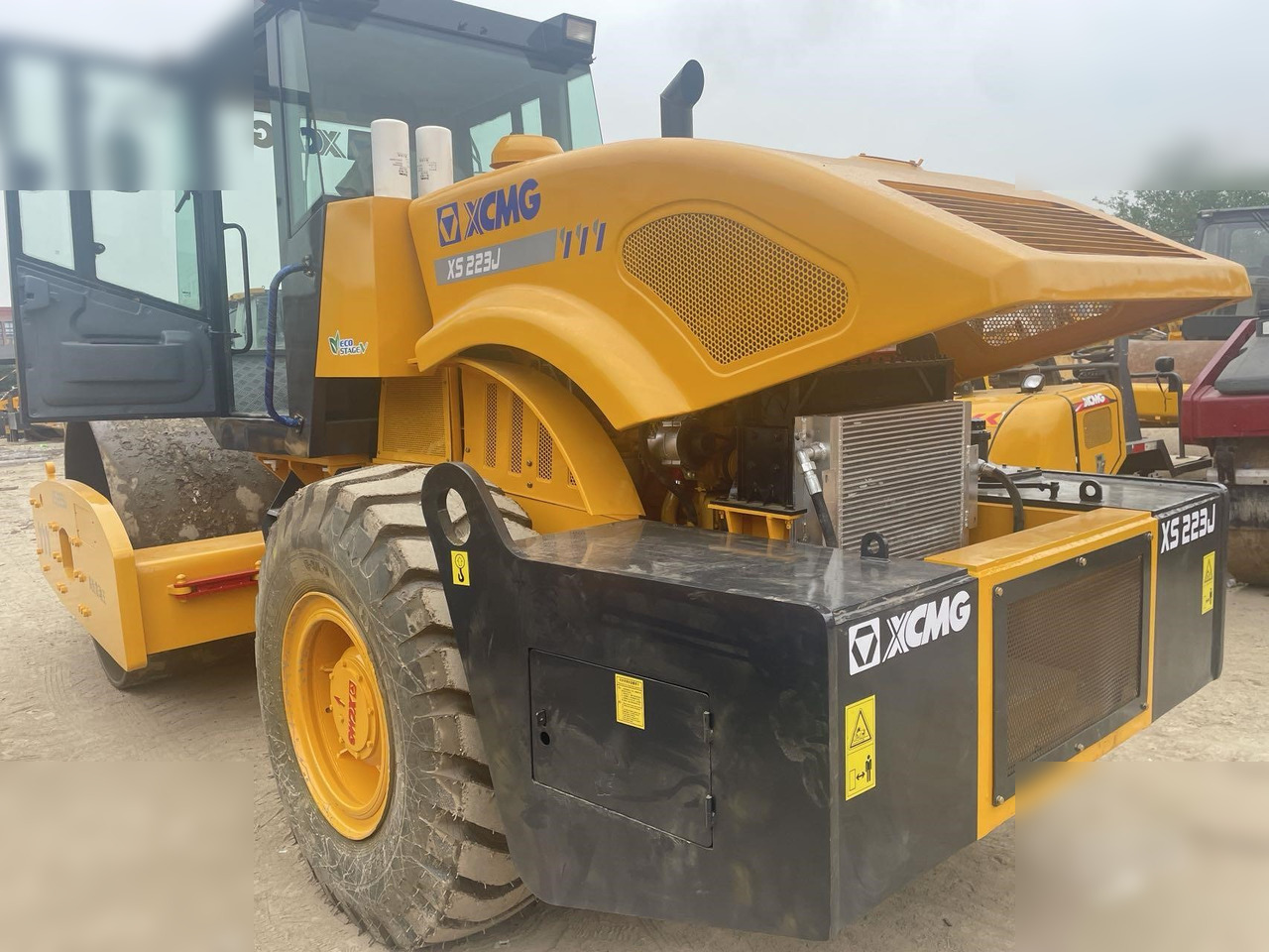 XCMG XS223J - Silindir makinesi: fotoğraf 2 XCMG XS223J - Silindir makinesi: fotoğraf 2