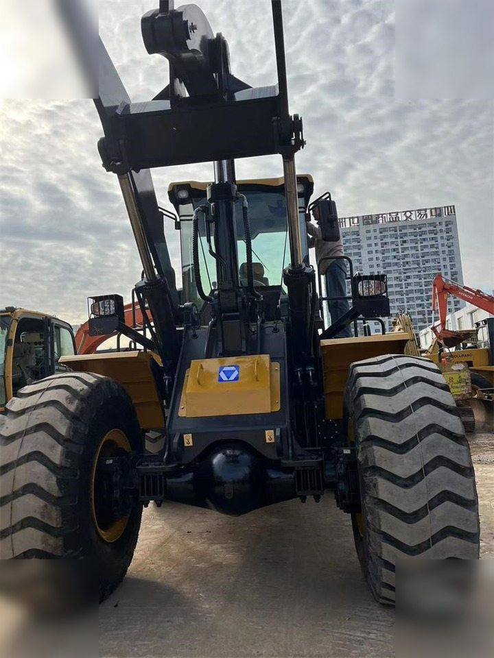 XCMG ZL50GN - Tekerlekli yükleyici: fotoğraf 5 XCMG ZL50GN - Tekerlekli yükleyici: fotoğraf 5