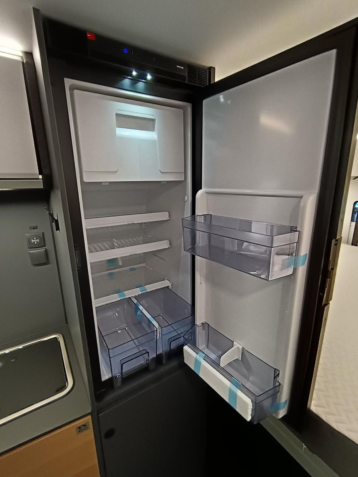 Camper van Adria Twin "60Y" 640 SGX 4,25MAXI*JUBILEE*AUFSTELLDACH: fotoğraf 20 Camper van Adria Twin "60Y" 640 SGX 4,25MAXI*JUBILEE*AUFSTELLDACH: fotoğraf 20