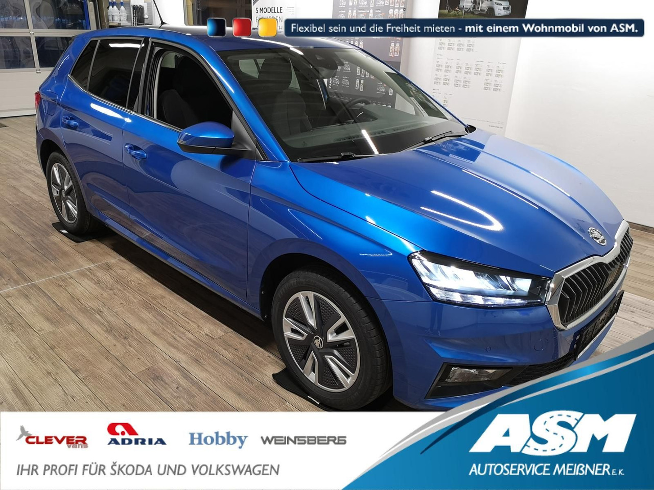 Skoda Fabia Style 1,0TSI 81 kW+R-KAM+2xPDC+LED+DAB+SHZ - Sedan araba: fotoğraf 1 Skoda Fabia Style 1,0TSI 81 kW+R-KAM+2xPDC+LED+DAB+SHZ - Sedan araba: fotoğraf 1