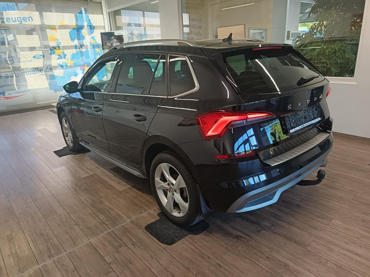 Skoda Kamiq Style 1,0 TSI DSG*AHK*LED*PDC*DAB*TEMP*SHZ - SUV: fotoğraf 4 Skoda Kamiq Style 1,0 TSI DSG*AHK*LED*PDC*DAB*TEMP*SHZ - SUV: fotoğraf 4