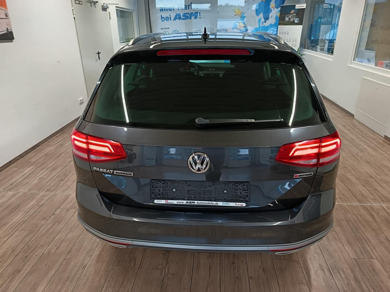 Volkswagen Passat Alltrack 2,0TDI DSG 4x4*360°*NAVI*ACC*LED - Station wagon: fotoğraf 5 Volkswagen Passat Alltrack 2,0TDI DSG 4x4*360°*NAVI*ACC*LED - Station wagon: fotoğraf 5