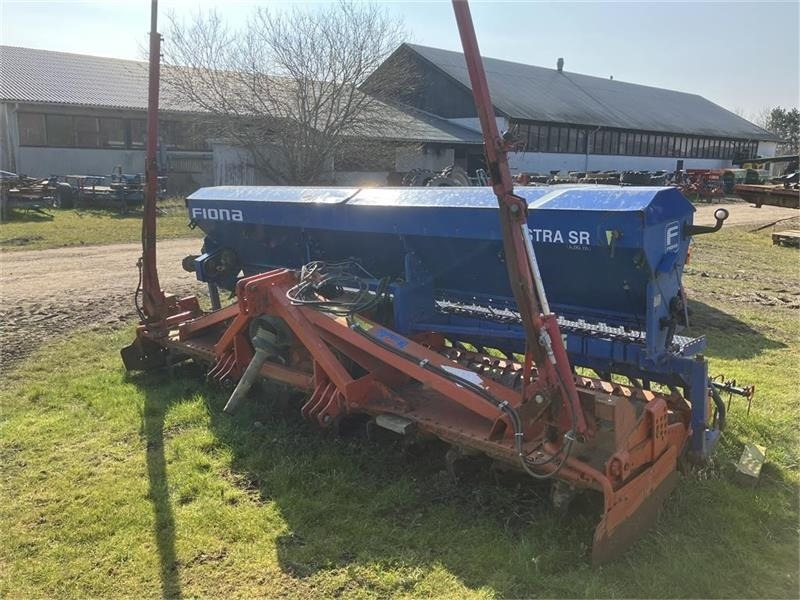 Kuhn HR 4002 Med Fiona Astra SR - Kombine ekim makinesi: fotoğraf 1 Kuhn HR 4002 Med Fiona Astra SR - Kombine ekim makinesi: fotoğraf 1