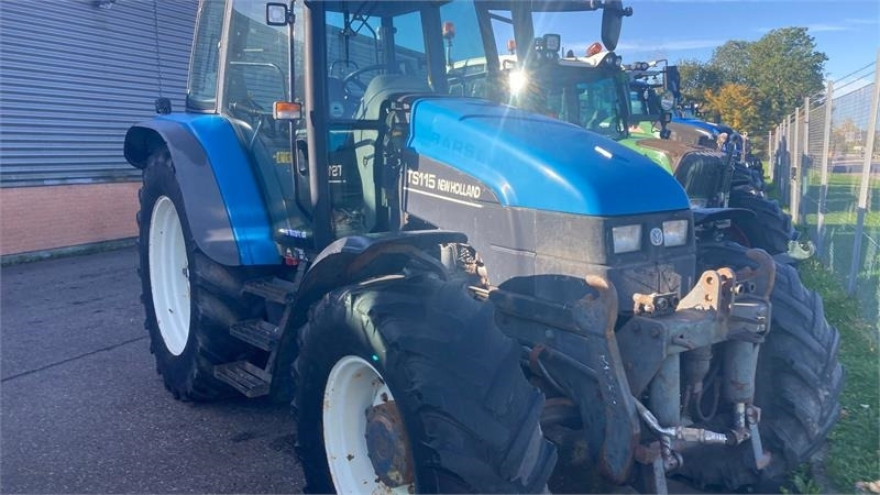 New Holland TS115  - Traktör: fotoğraf 1 New Holland TS115  - Traktör: fotoğraf 1