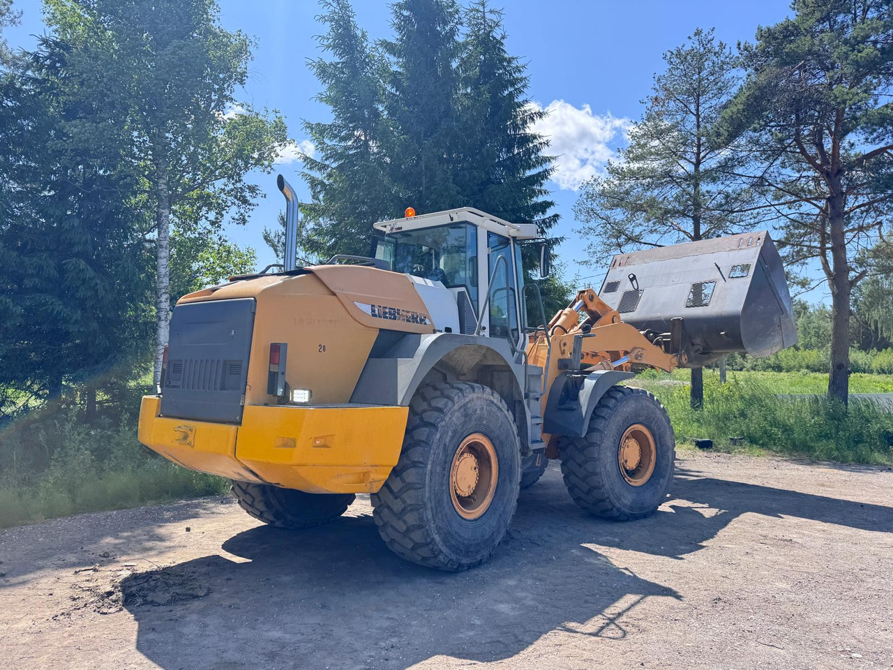 Liebherr L544 - Tekerlekli yükleyici: fotoğraf 4 Liebherr L544 - Tekerlekli yükleyici: fotoğraf 4