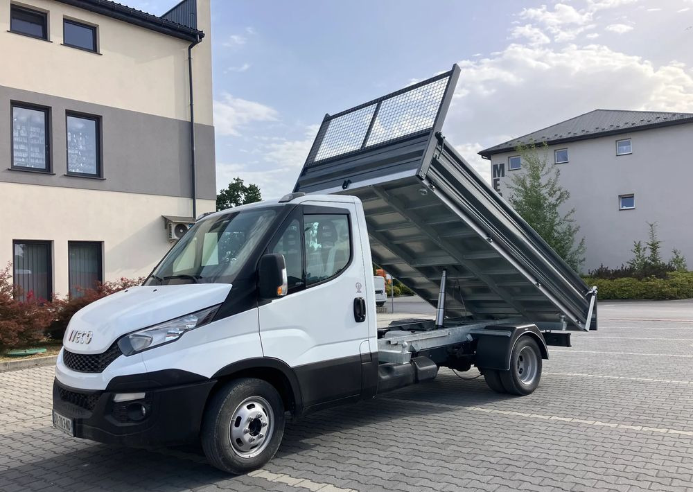 Iveco Iveco daily 35C13 wywrotka solidny kiper - Damperli kamyonet: fotoğraf 1 Iveco Iveco daily 35C13 wywrotka solidny kiper - Damperli kamyonet: fotoğraf 1