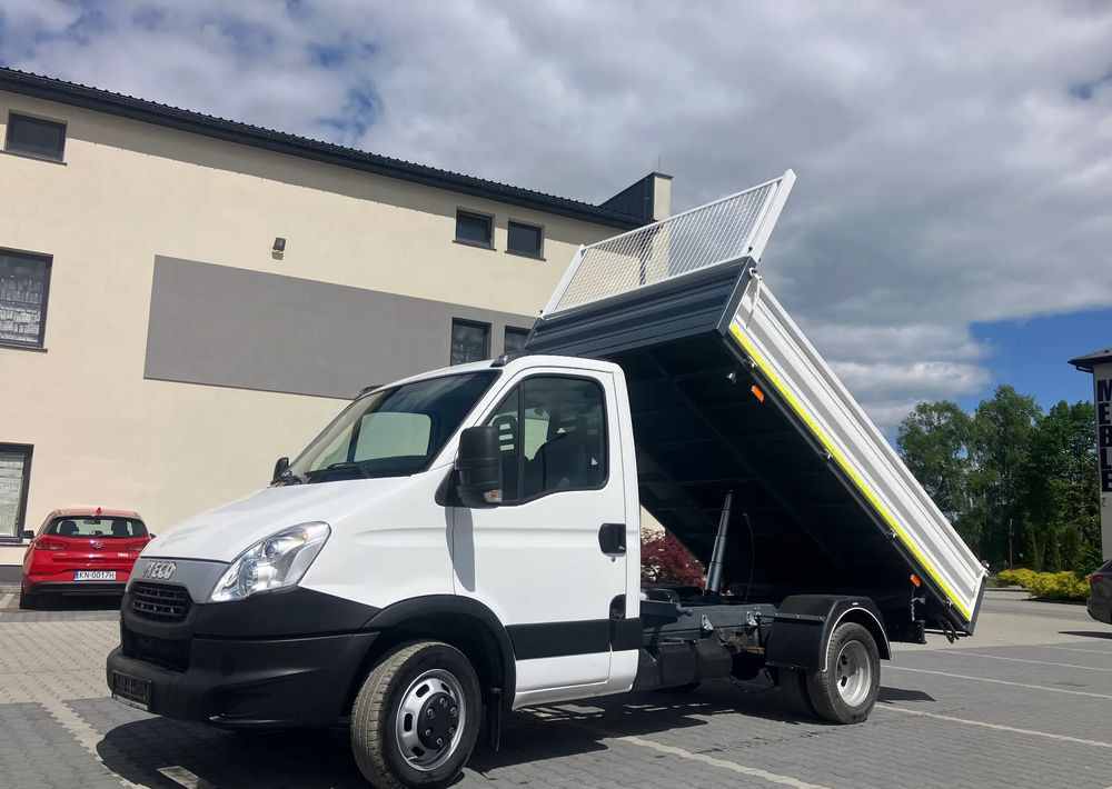Iveco Iveco daily 35C13 wywrotka solidny kiper - Damperli kamyonet: fotoğraf 1 Iveco Iveco daily 35C13 wywrotka solidny kiper - Damperli kamyonet: fotoğraf 1
