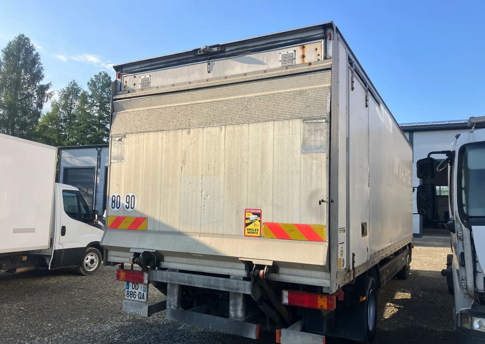 Mercedes-Benz Atego 1218 kurierka kontener - Kapalı kasa kamyon: fotoğraf 4 Mercedes-Benz Atego 1218 kurierka kontener - Kapalı kasa kamyon: fotoğraf 4