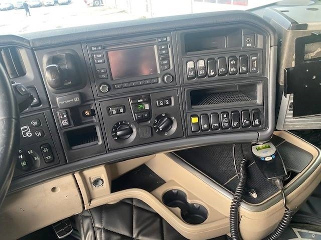 Scania R580lb8x4*4hna - Kancalı yükleyici kamyon: fotoğraf 2 Scania R580lb8x4*4hna - Kancalı yükleyici kamyon: fotoğraf 2