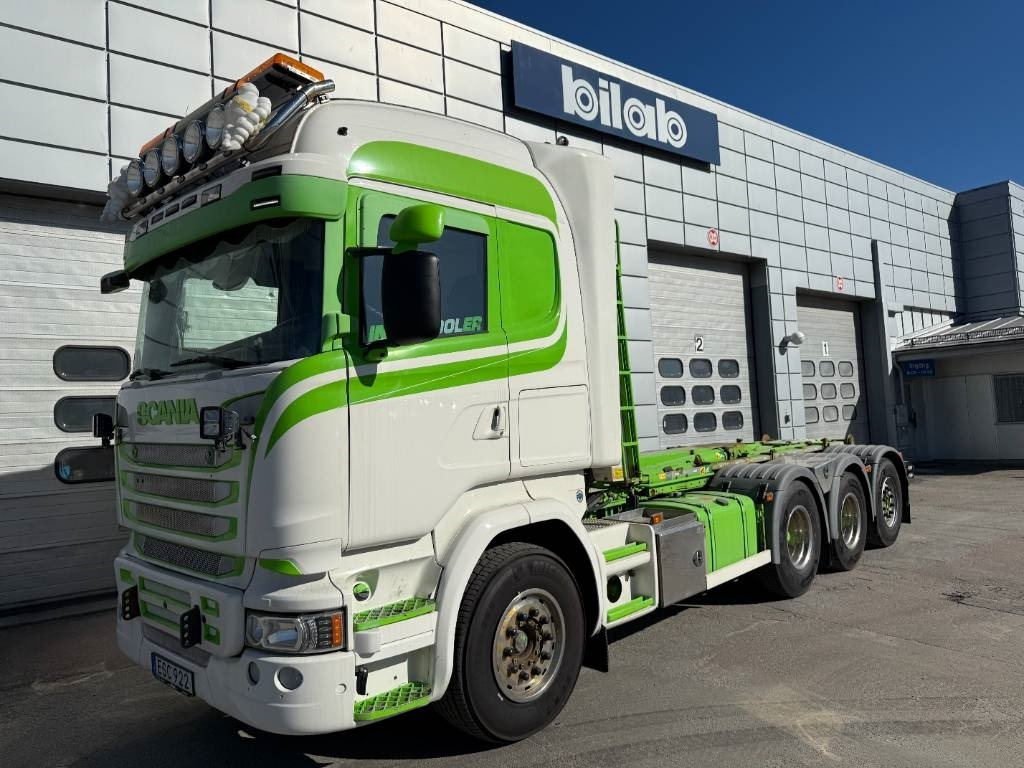 Scania R580lb8x4*4hna - Kancalı yükleyici kamyon: fotoğraf 1 Scania R580lb8x4*4hna - Kancalı yükleyici kamyon: fotoğraf 1