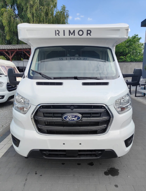 RIMOR Rimor KILIG 95 Plus NEW Retrofitted 5 Passenger Winter Camera Navigation - Camper van: fotoğraf 5 RIMOR Rimor KILIG 95 Plus NEW Retrofitted 5 Passenger Winter Camera Navigation - Camper van: fotoğraf 5