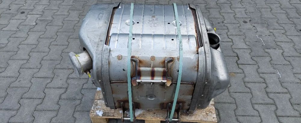 IVECO EUROCARGO EURO 6 KATALIZATOR TŁUMIK NOWY 5801833244 - Katalitik konvertör - Kamyon: fotoğraf 2 IVECO EUROCARGO EURO 6 KATALIZATOR TŁUMIK NOWY 5801833244 - Katalitik konvertör - Kamyon: fotoğraf 2