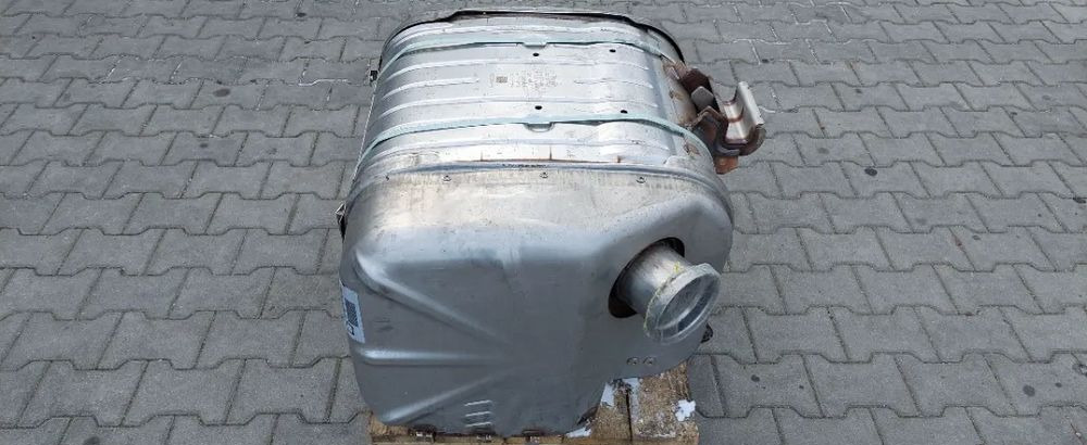 IVECO EUROCARGO EURO 6 KATALIZATOR TŁUMIK NOWY 5801833244 - Katalitik konvertör - Kamyon: fotoğraf 4 IVECO EUROCARGO EURO 6 KATALIZATOR TŁUMIK NOWY 5801833244 - Katalitik konvertör - Kamyon: fotoğraf 4