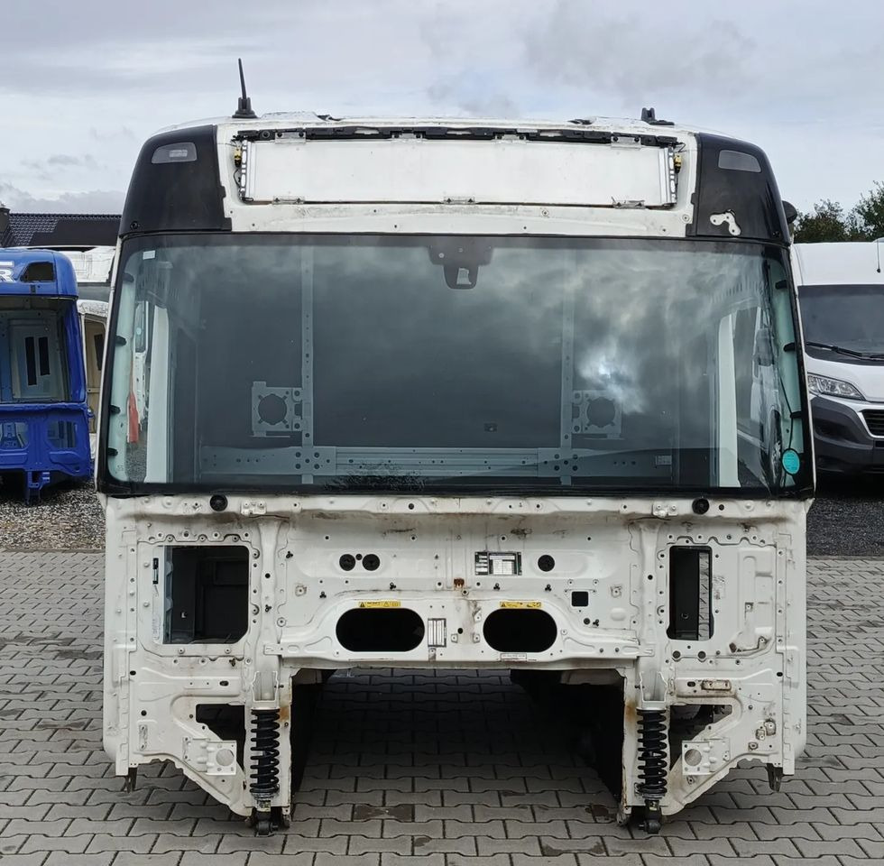 KABINA VOLVO FH4 - Kabin - Kamyon: fotoğraf 1 KABINA VOLVO FH4 - Kabin - Kamyon: fotoğraf 1
