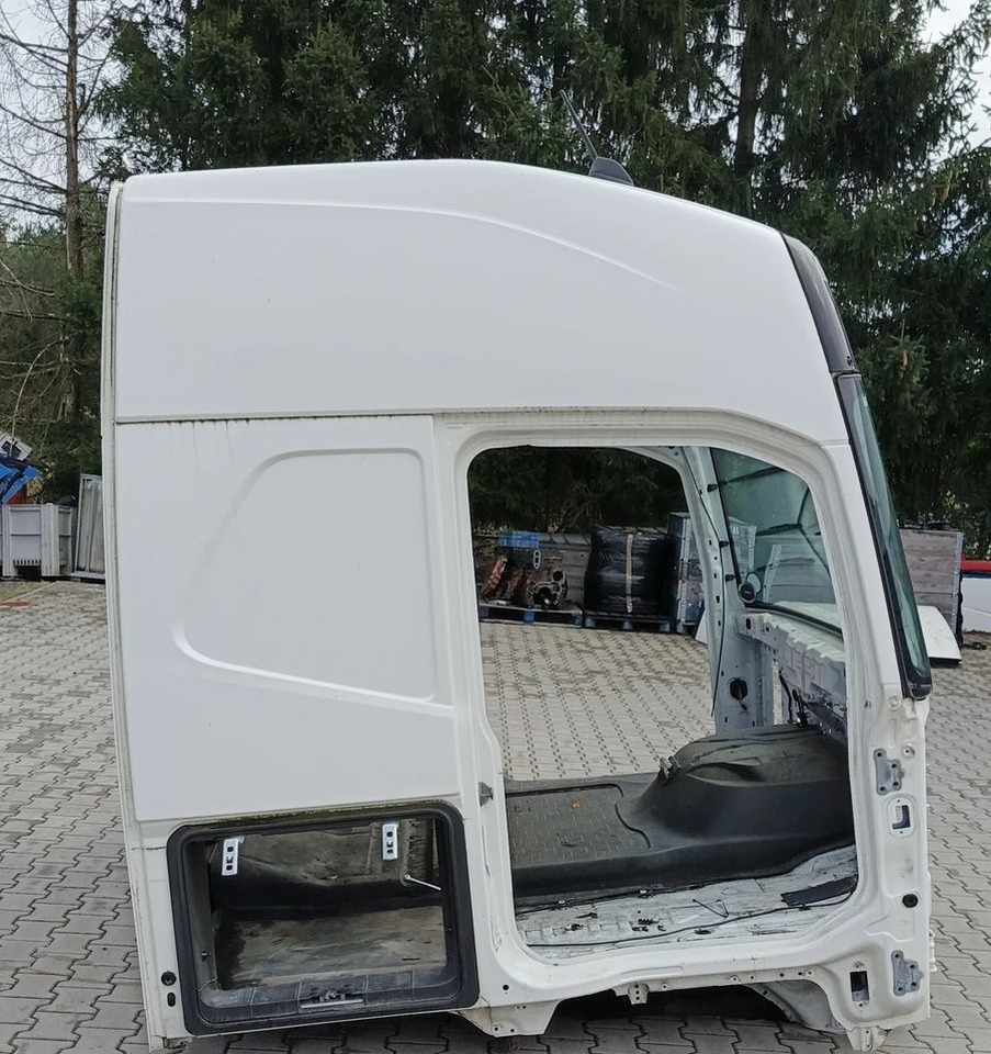 KABINA VOLVO FH4 - Kabin - Kamyon: fotoğraf 4 KABINA VOLVO FH4 - Kabin - Kamyon: fotoğraf 4