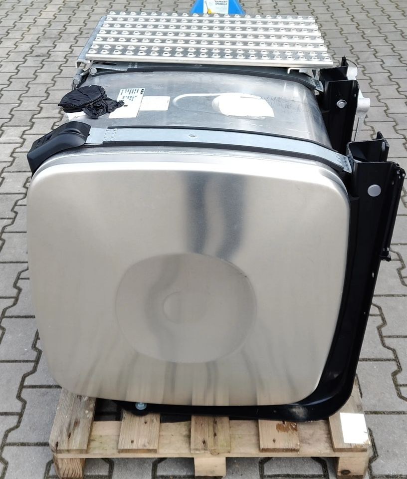 MAN TG3 TGX TGS ZBIORNIK PALIWA KOMPLETNY 460L NOWY - Yakıt tankı - Kamyon: fotoğraf 4 MAN TG3 TGX TGS ZBIORNIK PALIWA KOMPLETNY 460L NOWY - Yakıt tankı - Kamyon: fotoğraf 4