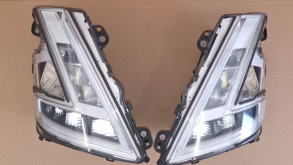 VOLVO FH5 LAMPA PRZEDNIA FULL LED 23752680 23752678 24056515 - Ön far - Kamyon: fotoğraf 1 VOLVO FH5 LAMPA PRZEDNIA FULL LED 23752680 23752678 24056515 - Ön far - Kamyon: fotoğraf 1
