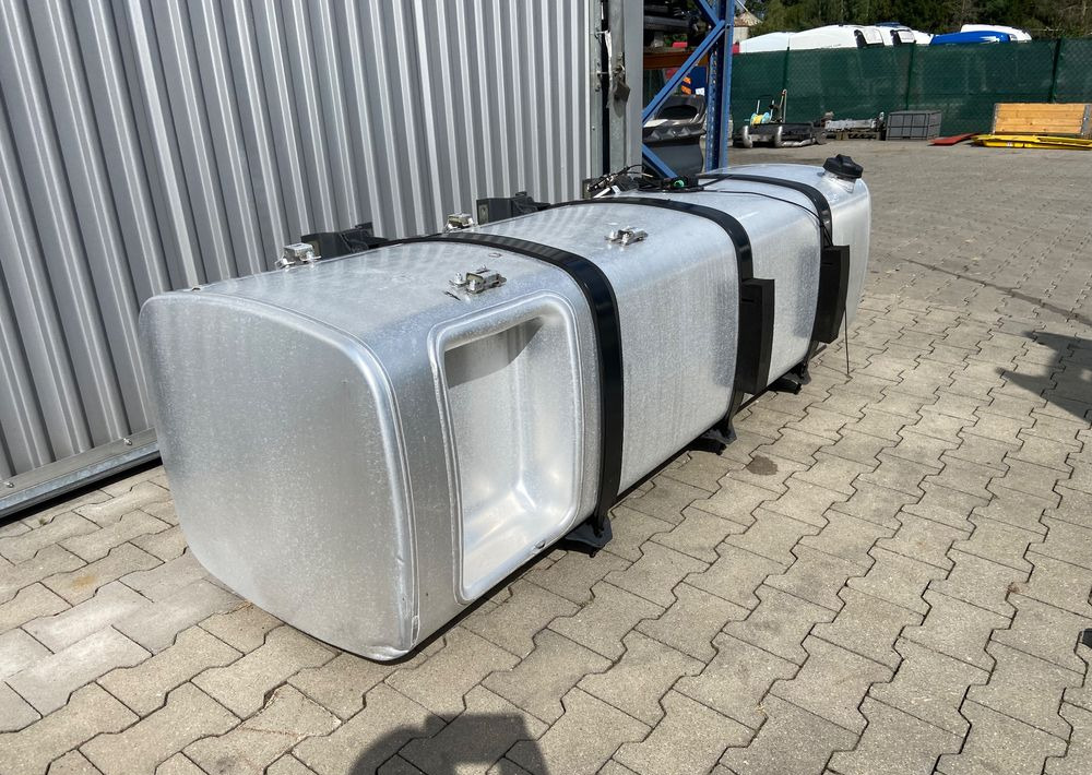 Zbiornik paliwa DAF XF CF 845 litrów bak kompletny - Yakıt tankı - Kamyon: fotoğraf 3 Zbiornik paliwa DAF XF CF 845 litrów bak kompletny - Yakıt tankı - Kamyon: fotoğraf 3