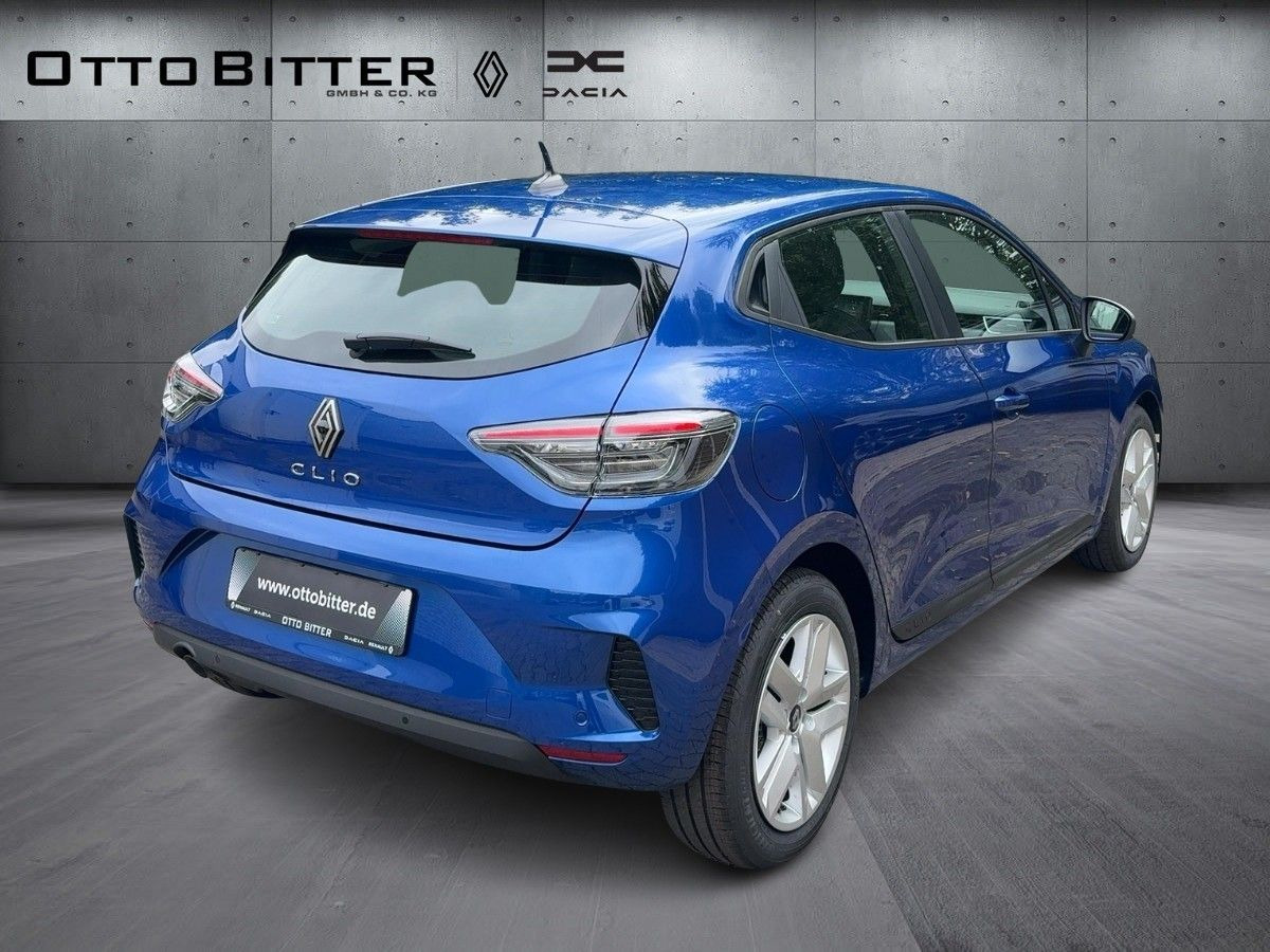 Renault Clio Evolution ECO-G 100 FLÜSSIGGAS KAMERA - Sedan araba: fotoğraf 4 Renault Clio Evolution ECO-G 100 FLÜSSIGGAS KAMERA - Sedan araba: fotoğraf 4