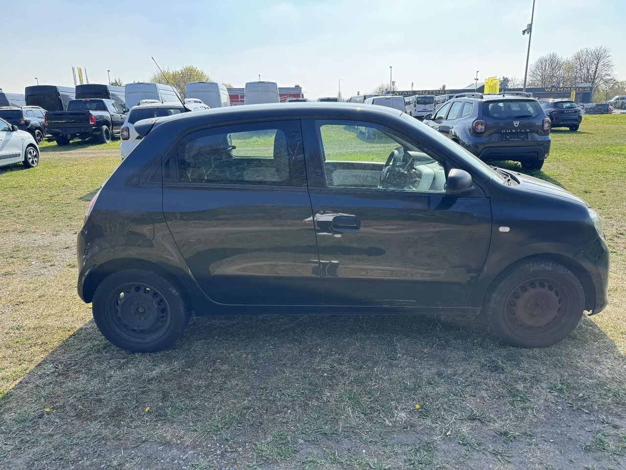 Renault Twingo Life SCe70 KLIMA - Binek araba: fotoğraf 4 Renault Twingo Life SCe70 KLIMA - Binek araba: fotoğraf 4