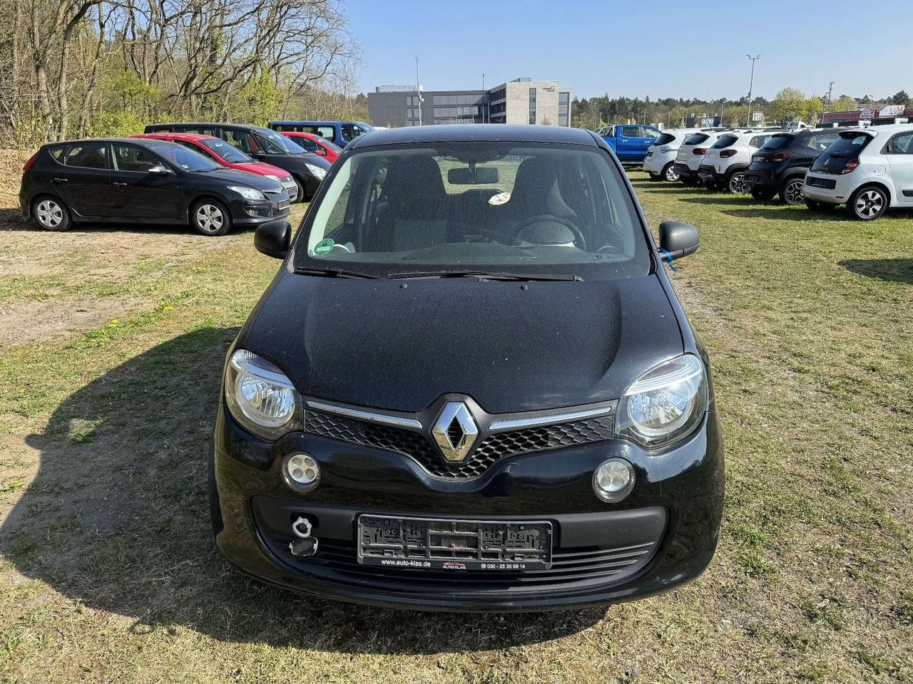 Renault Twingo Life SCe70 KLIMA - Binek araba: fotoğraf 2 Renault Twingo Life SCe70 KLIMA - Binek araba: fotoğraf 2