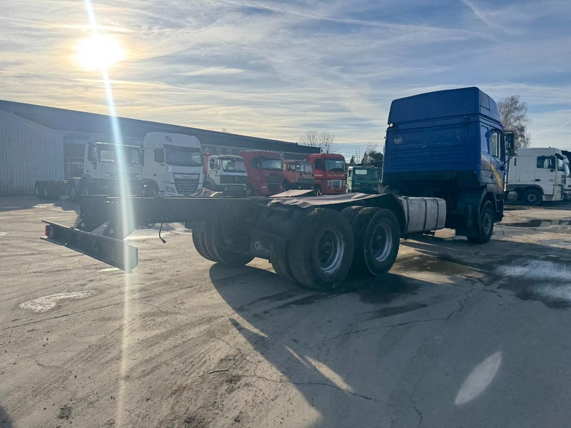 MAN 26.410 (BIG AXLE / 10 TIRES / 6X4 / 6 CYLINDER / MANUAL GEARBOX) - Şasi kamyon: fotoğraf 5 MAN 26.410 (BIG AXLE / 10 TIRES / 6X4 / 6 CYLINDER / MANUAL GEARBOX) - Şasi kamyon: fotoğraf 5