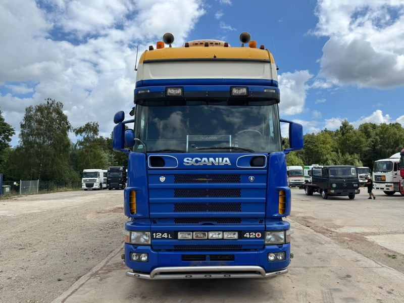 Scania 124 - 420 Topline (MANUAL GEARBOX / BOITE MANUELLE / RETARDER / PERFECT) - Hayvan nakil aracı kamyon: fotoğraf 2 Scania 124 - 420 Topline (MANUAL GEARBOX / BOITE MANUELLE / RETARDER / PERFECT) - Hayvan nakil aracı kamyon: fotoğraf 2