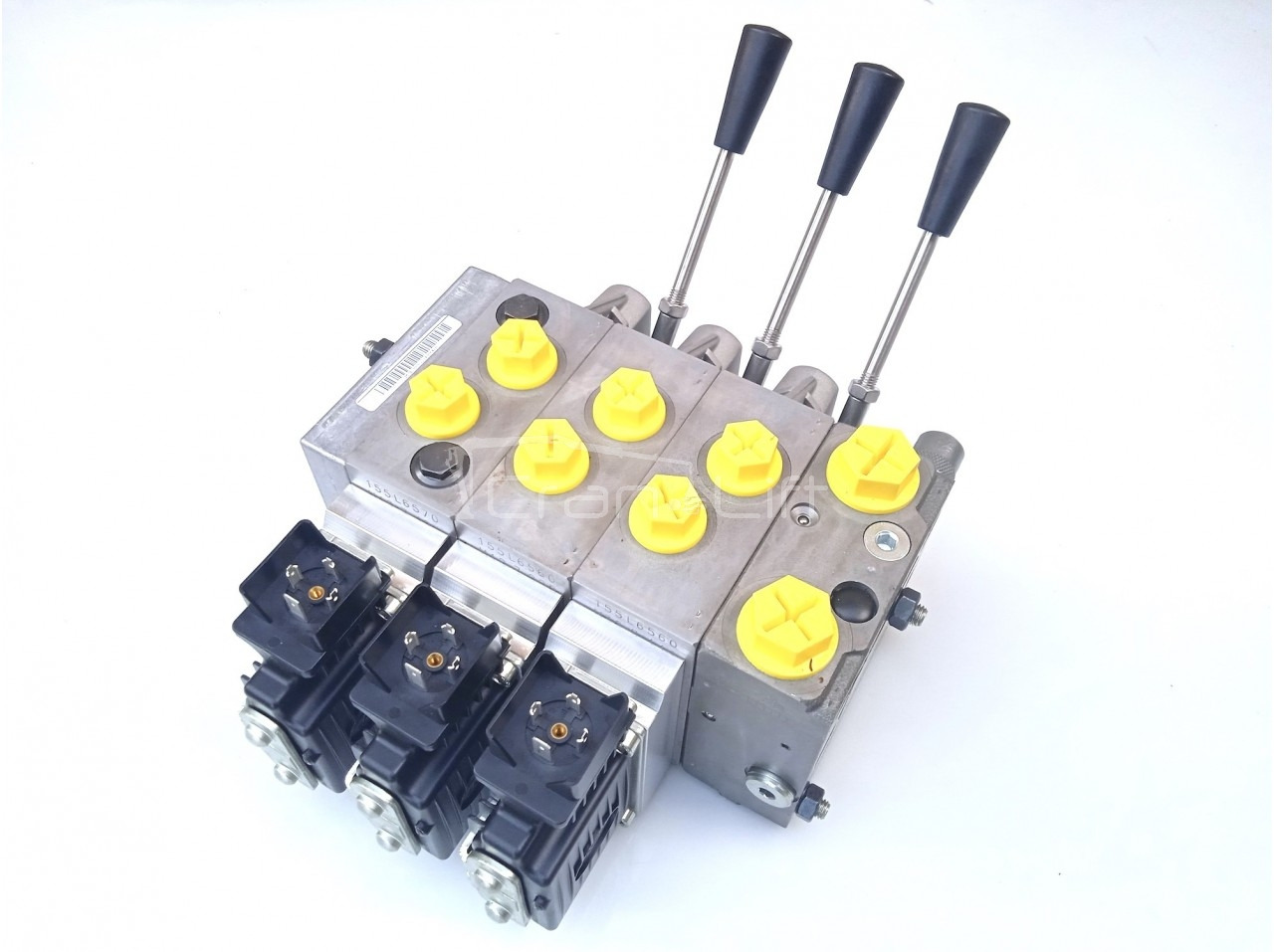 Rozdzielacz Danfoss PVG32 - 3 sekcje - Hidrolik Valf - Araç üstü vinç: fotoğraf 2 Rozdzielacz Danfoss PVG32 - 3 sekcje - Hidrolik Valf - Araç üstü vinç: fotoğraf 2