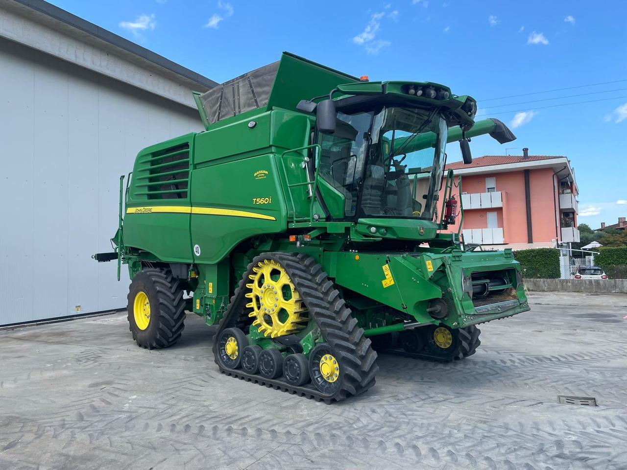 JOHN DEERE MIETITREBBIA T 560 - Biçerdöver: fotoğraf 3 JOHN DEERE MIETITREBBIA T 560 - Biçerdöver: fotoğraf 3