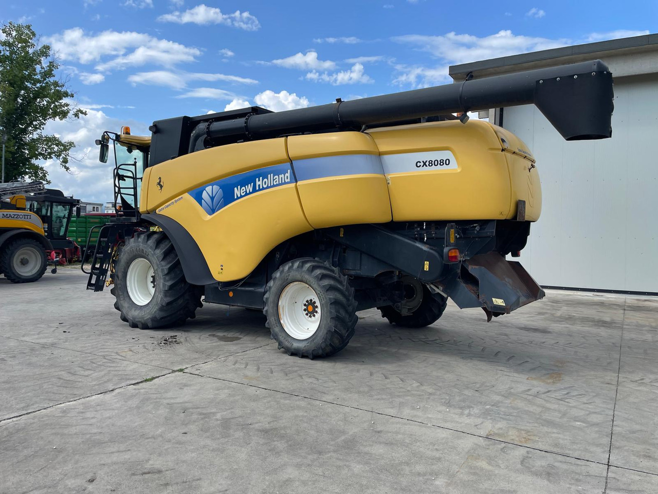 NEW HOLLAND MIETITREBBIA CX 8080 - Biçerdöver: fotoğraf 4 NEW HOLLAND MIETITREBBIA CX 8080 - Biçerdöver: fotoğraf 4