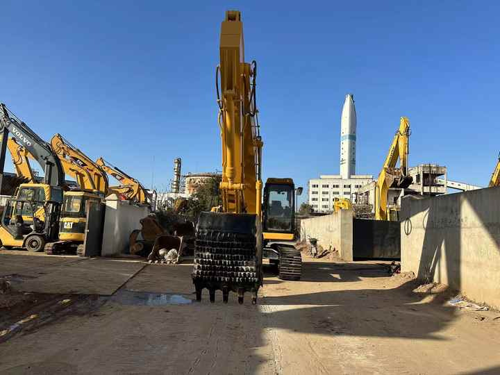 Budget-Friendly Cat 325BL Excavator| Original Parts, No Major Repairs, Global Shipping Available! - Paletli ekskavatör: fotoğraf 4 Budget-Friendly Cat 325BL Excavator| Original Parts, No Major Repairs, Global Shipping Available! - Paletli ekskavatör: fotoğraf 4