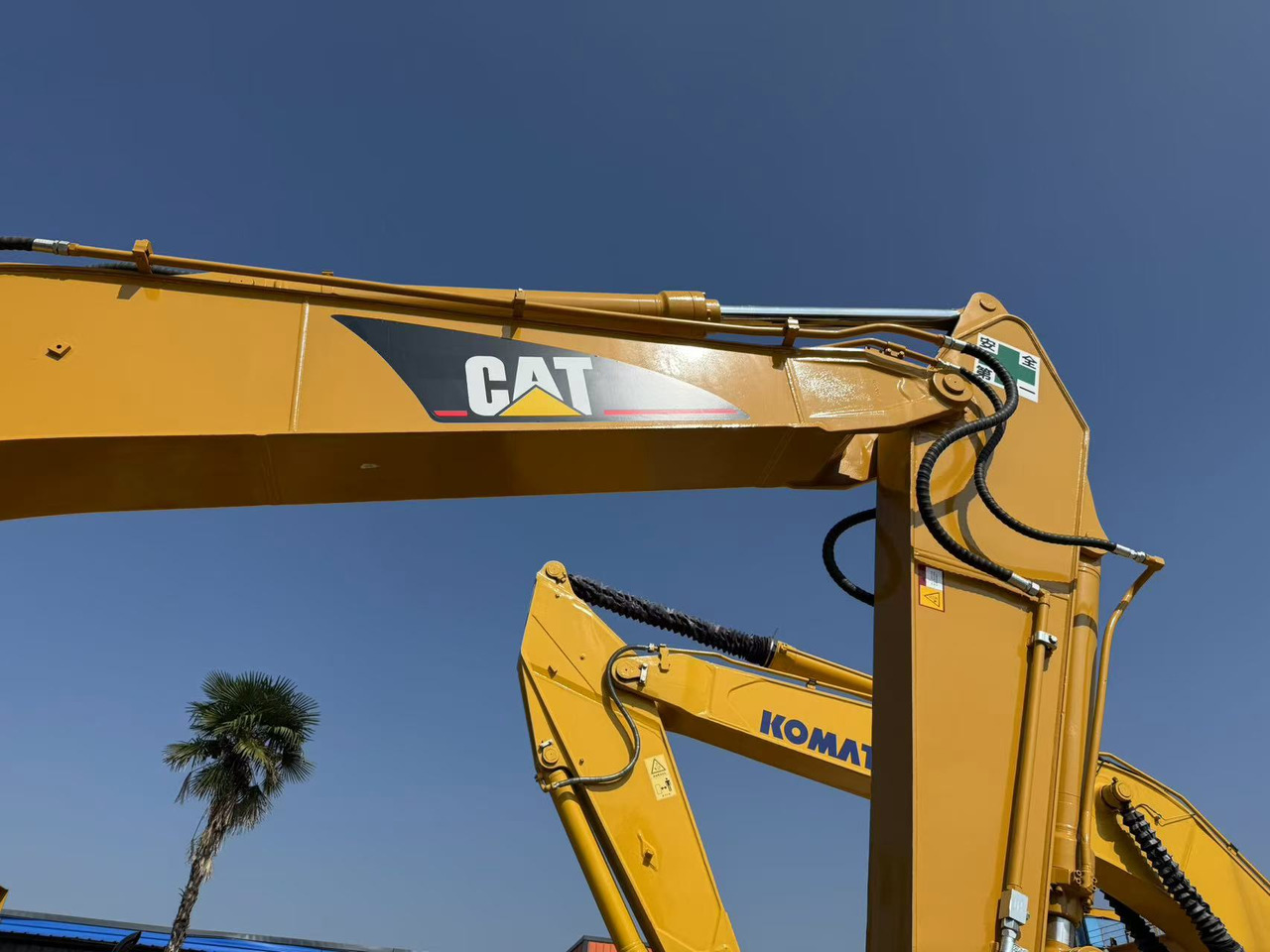 Paletli ekskavatör CATERPILLAR 320c [ Copy ]: fotoğraf 8