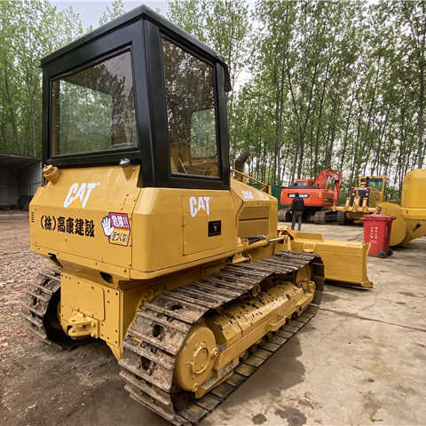 Caterpillar Used D5 Bulldozer , CAT D5g D5h D5k with Ripper , CAT D4h D5h D6h D7h - Buldozer: fotoğraf 1 Caterpillar Used D5 Bulldozer , CAT D5g D5h D5k with Ripper , CAT D4h D5h D6h D7h - Buldozer: fotoğraf 1