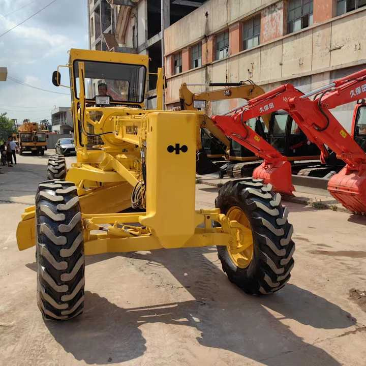 Japan Komatsu GD511 Motor Grader Cheap Price Komatsu Road Grader GD511 Good Condition in China - Greyder: fotoğraf 4 Japan Komatsu GD511 Motor Grader Cheap Price Komatsu Road Grader GD511 Good Condition in China - Greyder: fotoğraf 4