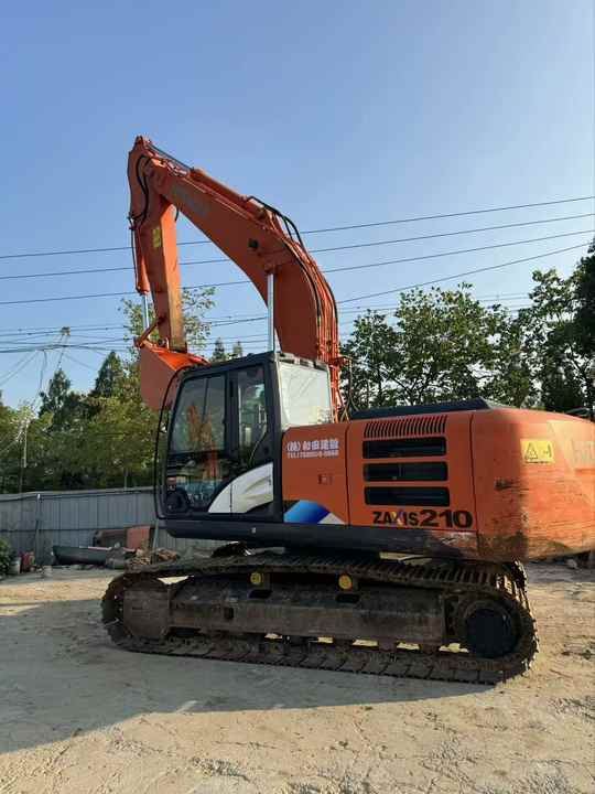 Japanese Original Hitachi 210 Outdoor Crawler Type Second-hand Excavator - Paletli ekskavatör: fotoğraf 5 Japanese Original Hitachi 210 Outdoor Crawler Type Second-hand Excavator - Paletli ekskavatör: fotoğraf 5