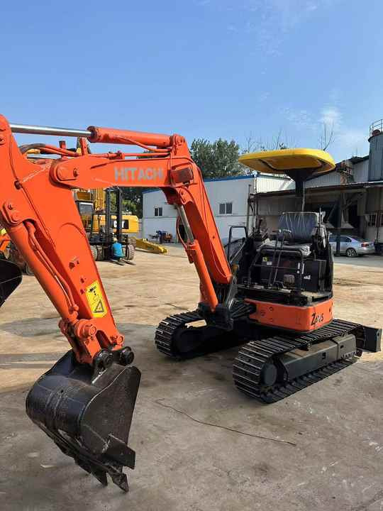 Mini 3-Ton Excavator used Hitachi ZX30 excavator with Excellent Performance and Low Price for sale! - Ekskavatör: fotoğraf 5 Mini 3-Ton Excavator used Hitachi ZX30 excavator with Excellent Performance and Low Price for sale! - Ekskavatör: fotoğraf 5