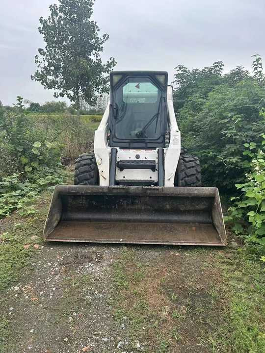 Second Hand BOBCAT S300 Skid-steer Loader with Very Good Performance Is for Sale at a Low Price - Mini yükleyici: fotoğraf 3 Second Hand BOBCAT S300 Skid-steer Loader with Very Good Performance Is for Sale at a Low Price - Mini yükleyici: fotoğraf 3