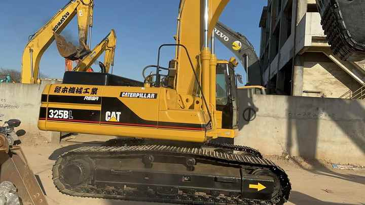 Used CAT 320bl Excavator CAT 320b 320c 320d 320dl Digger Earthmoving Mining Work Heavy Duty Equipment - Paletli ekskavatör: fotoğraf 3 Used CAT 320bl Excavator CAT 320b 320c 320d 320dl Digger Earthmoving Mining Work Heavy Duty Equipment - Paletli ekskavatör: fotoğraf 3